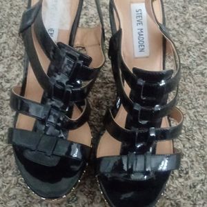 Steve Madden patent leather wedges